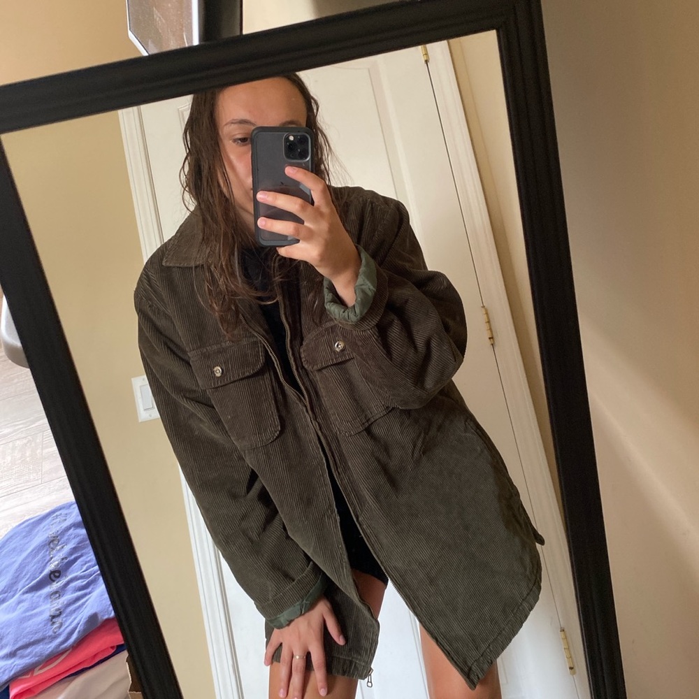 Green Corduroy Thick Coat🤍